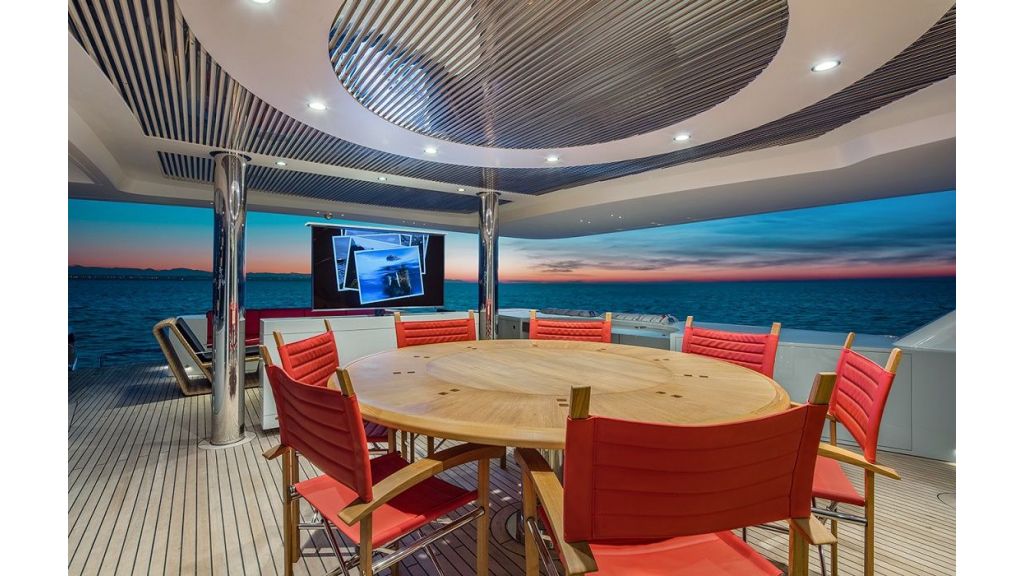 50m Displacement Motoryacht, 200lt/daily
Sewage : Selmar 12