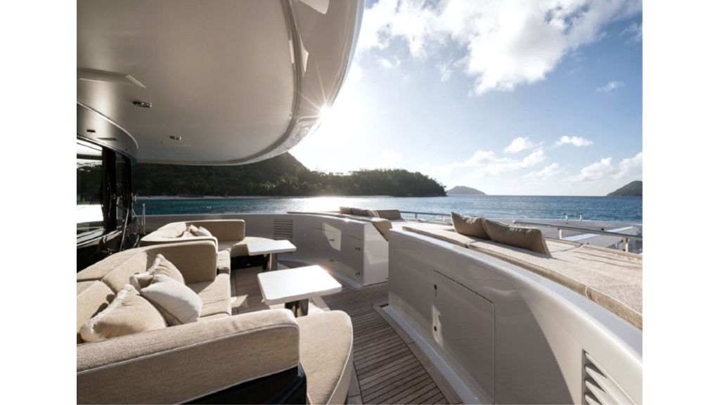 Amels 180, Explore the ocean with the Seadoo 230hp, GTR 230 Jet Skis or dive into an underwater wonderland with the Dive Rite Scuba Diving set