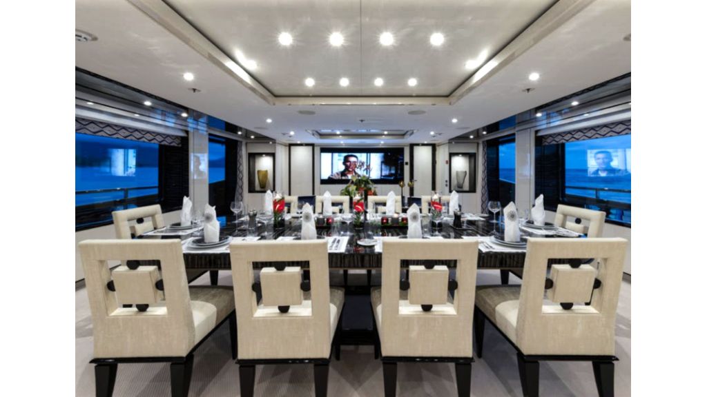 Amels 180, The main deck forward VIP stateroom has a fold-down balcony, providing a private relaxation area to enjoy the stunning views