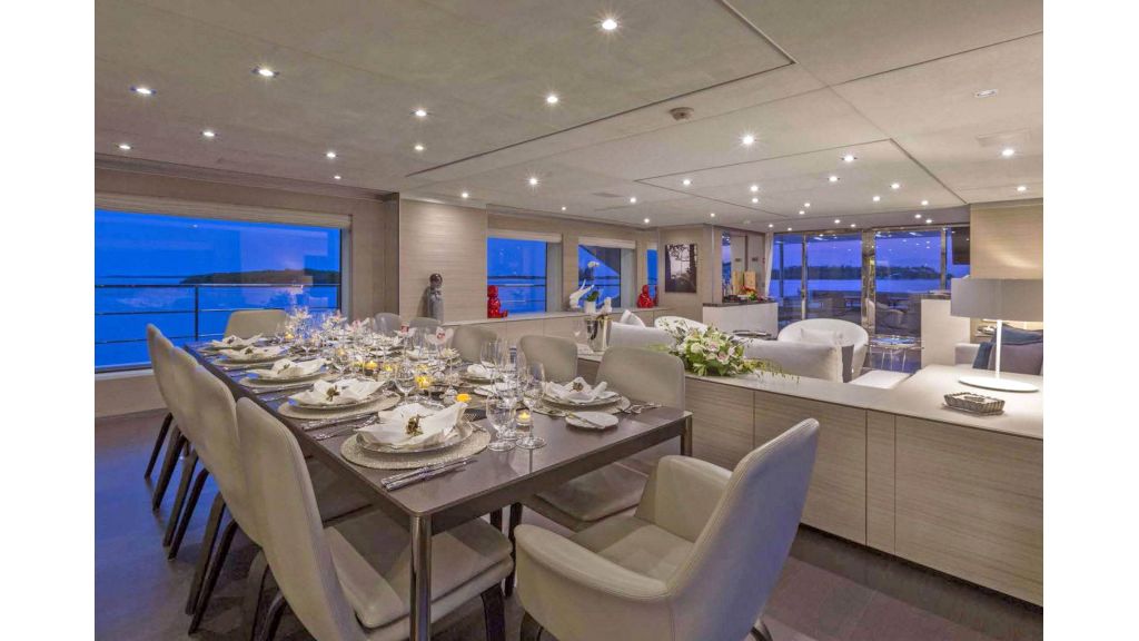 Benetti Legasea 140Ft, The VELOCE model has been well received by the buying community as she offers five vast outdoor entertaining areas, not found on significantly larger yachts