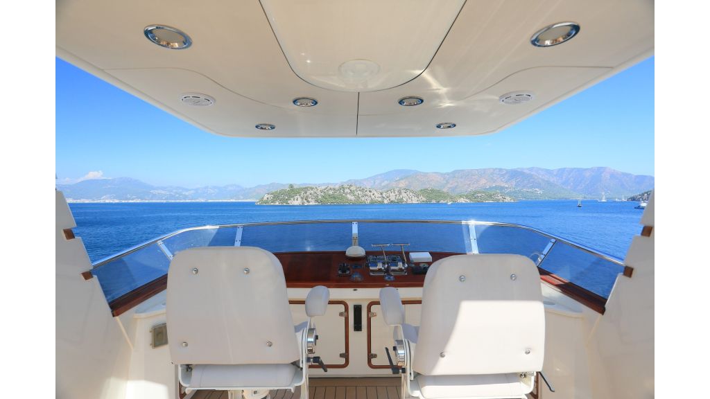 Luxury Motoryacht For Sale, The fore deck contains another concept – a Jacuzzi with a fully hydraulic roof allowing water to remain in the bath whilst underway