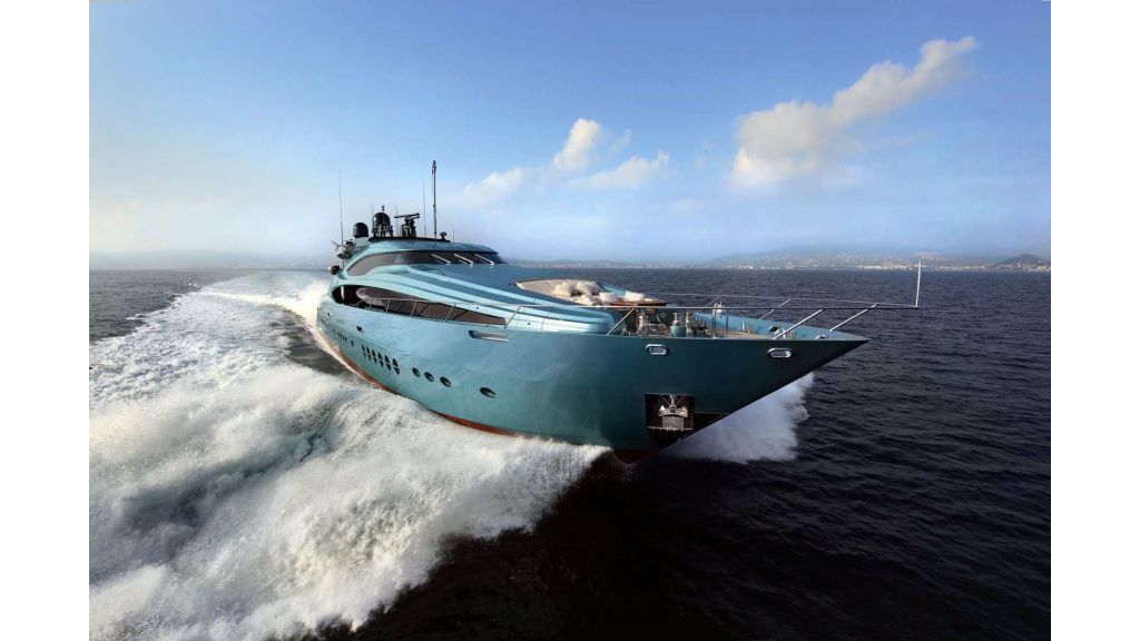 BLUE ICE, There are 2 VIP cabins with queen beds and ensuite bathrooms