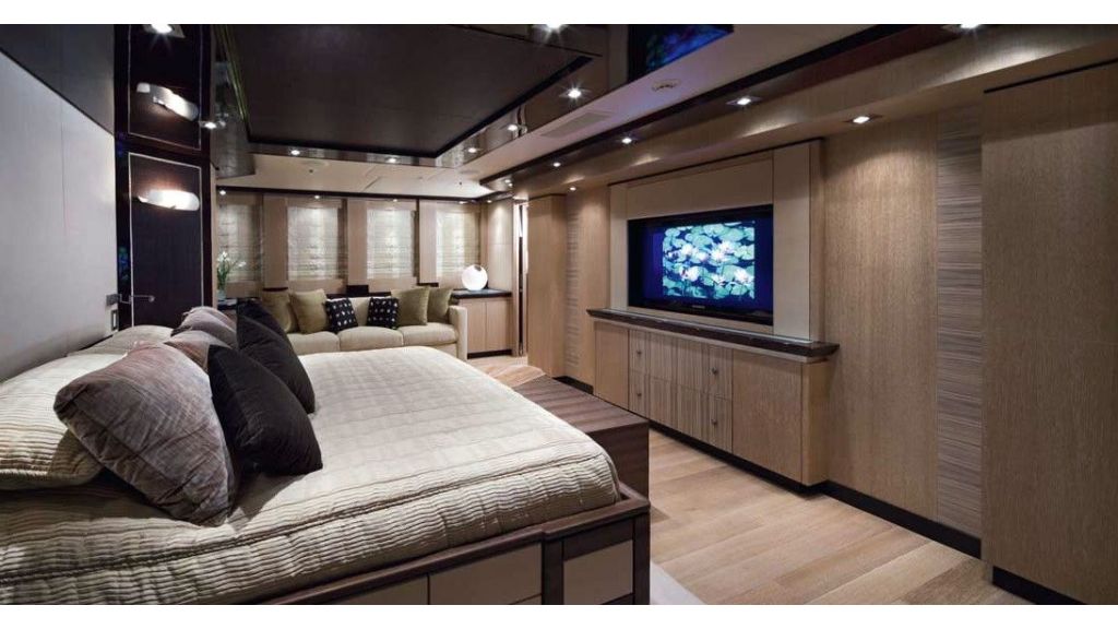 BLUE ICE, All cabins have their own AV system