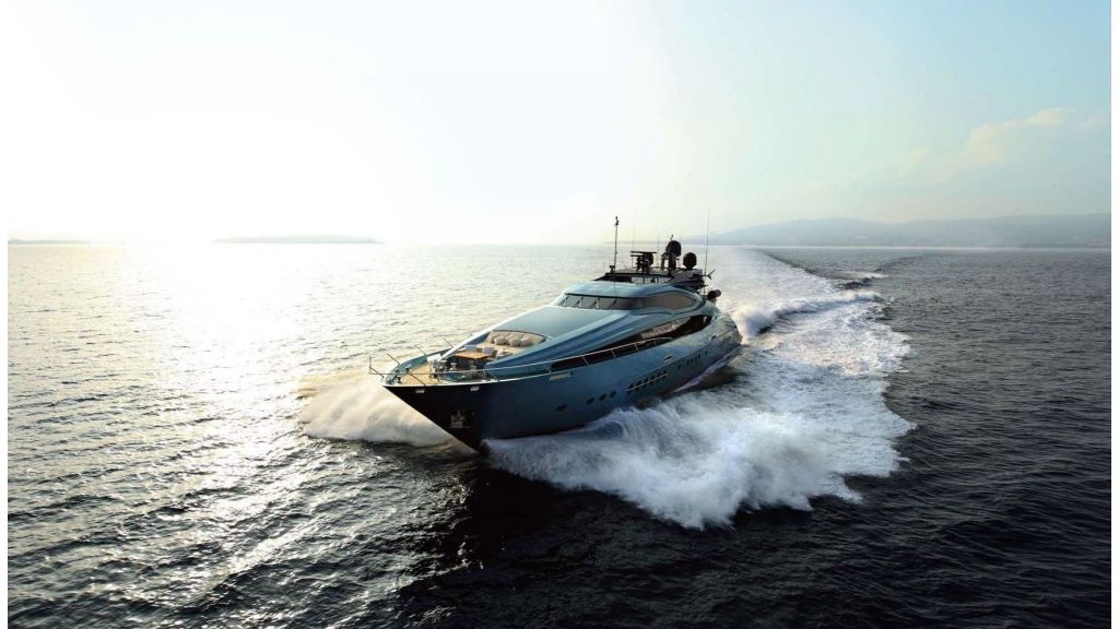 BLUE ICE, Her Zero Speed stabilizers guarantee the best comfort anywhere on board, whether cruising or at anchor