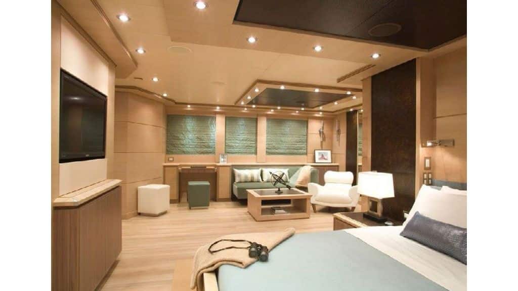 Palmer & Johnson 135 ft, Just refitted, with very low engine hours an ideal sport yacht for family use or charter, owner keen seller